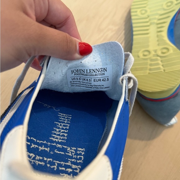 Blue and Gray Men's  2010 John Lennon sneakers 9.5 - Picture 5 of 6